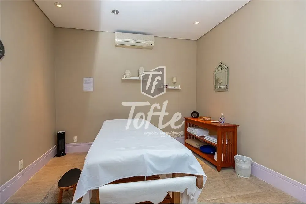 Apartamento, 3 quartos, 198 m² - Foto 2