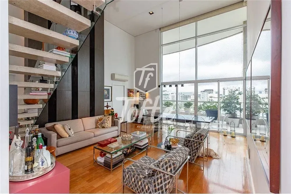 Apartamento, 3 quartos, 198 m² - Foto 1