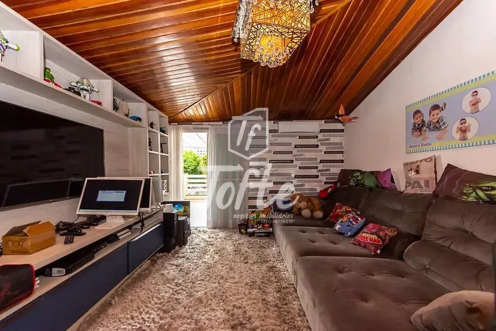 Casa, 4 quartos, 223 m² - Foto 2