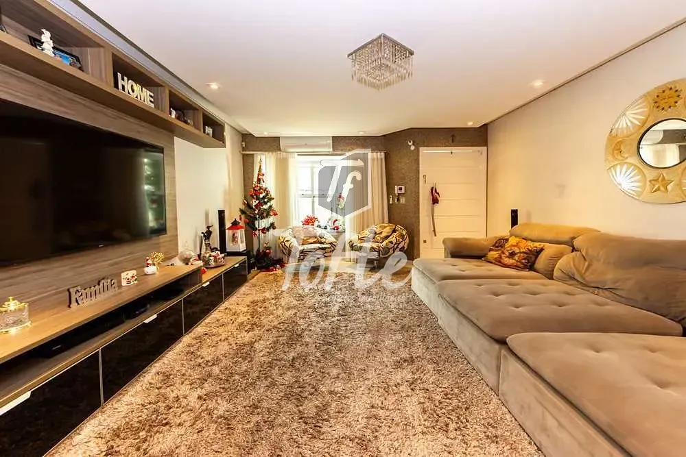 Casa, 4 quartos, 223 m² - Foto 1