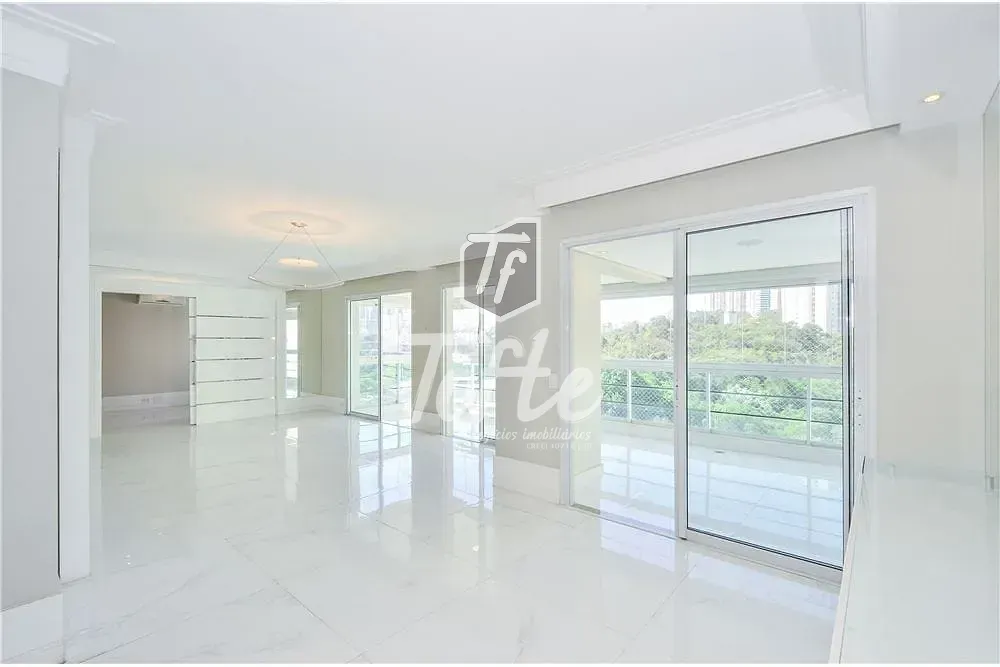 Apartamento, 3 quartos, 177 m² - Foto 1