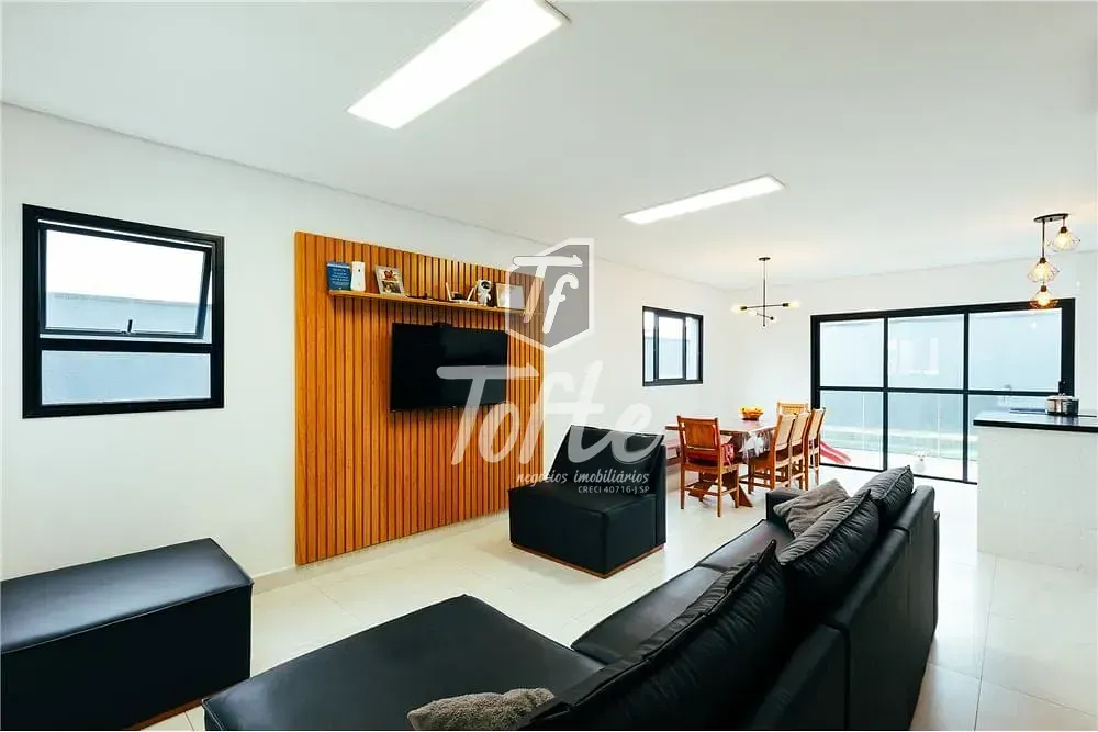 Casa, 3 quartos, 163 m² - Foto 1