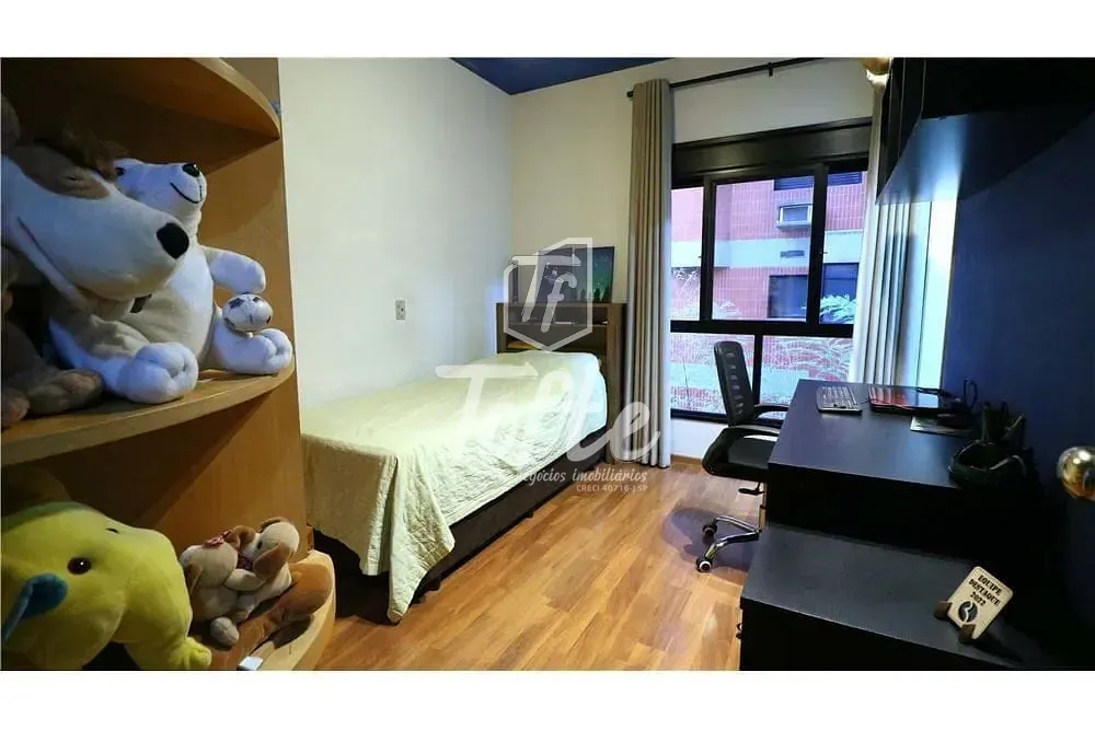 Apartamento, 3 quartos, 141 m² - Foto 2