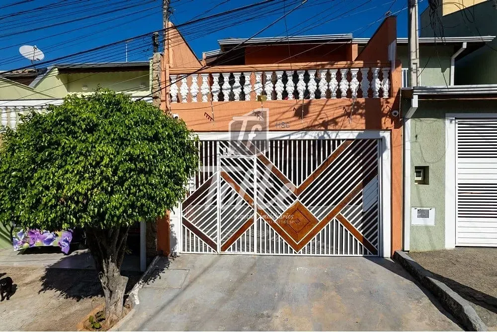 Casa, 3 quartos, 208 m² - Foto 1