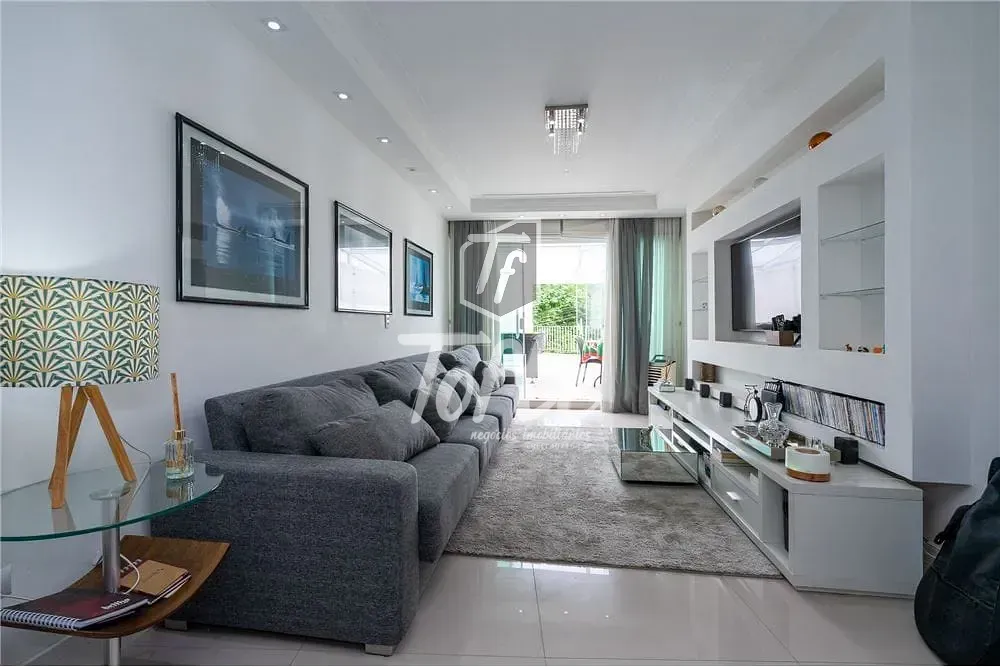 Casa, 3 quartos, 250 m² - Foto 1