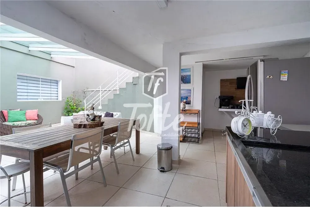 Casa, 3 quartos, 250 m² - Foto 3