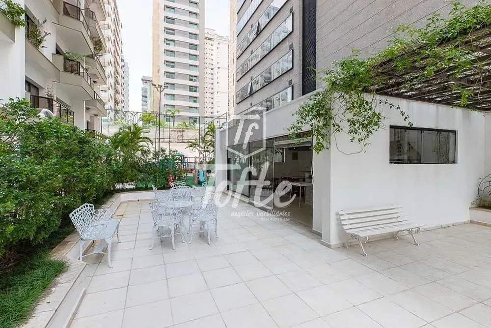 Apartamento, 4 quartos, 223 m² - Foto 2