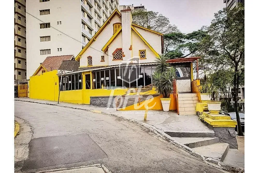 Casa, 5 quartos, 357 m² - Foto 1
