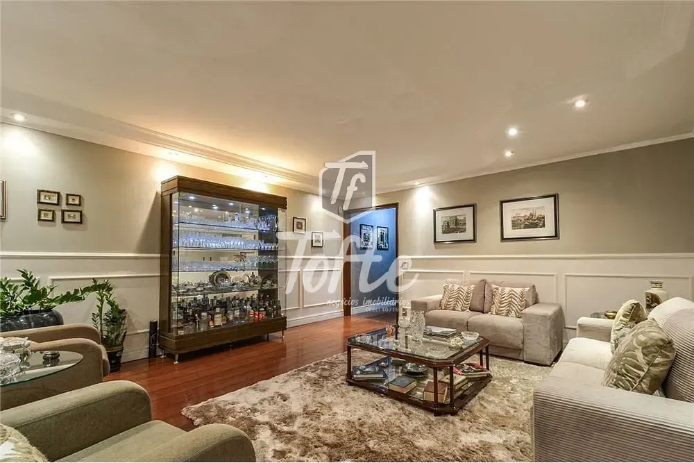 Casa, 3 quartos, 215 m² - Foto 1