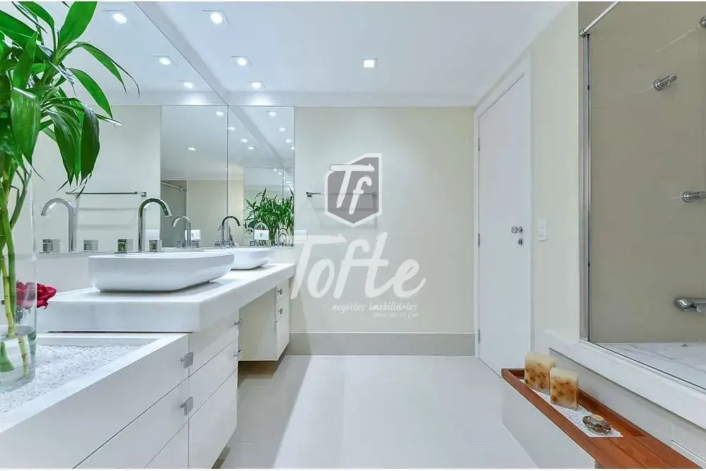 Apartamento, 3 quartos, 250 m² - Foto 2