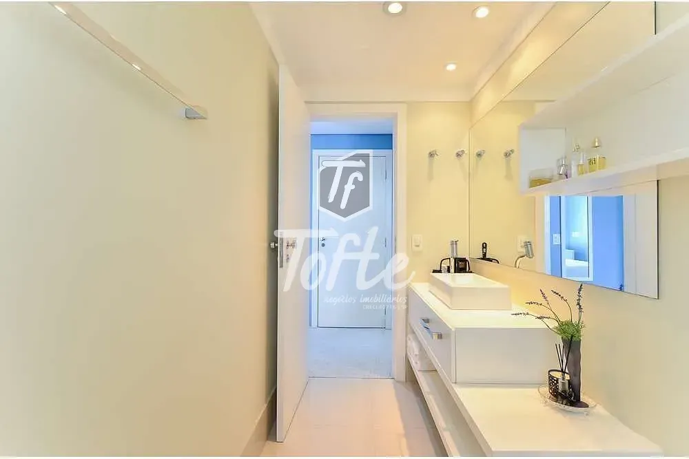 Apartamento, 3 quartos, 250 m² - Foto 4