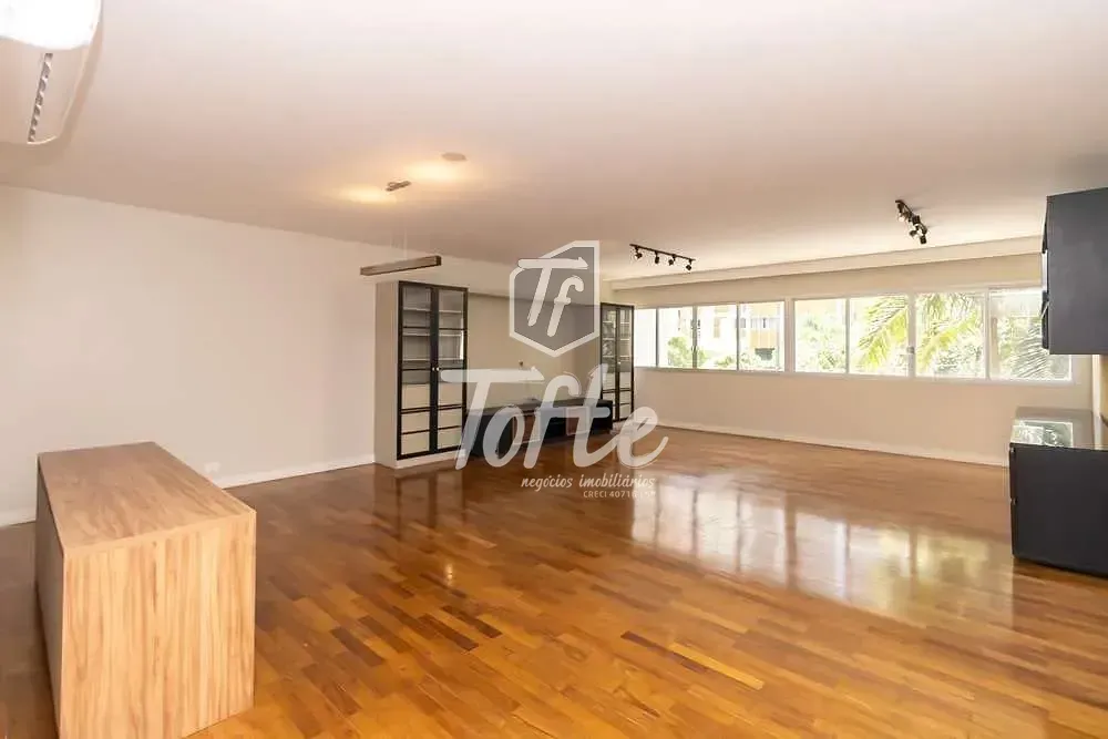 Apartamento, 3 quartos, 209 m² - Foto 1