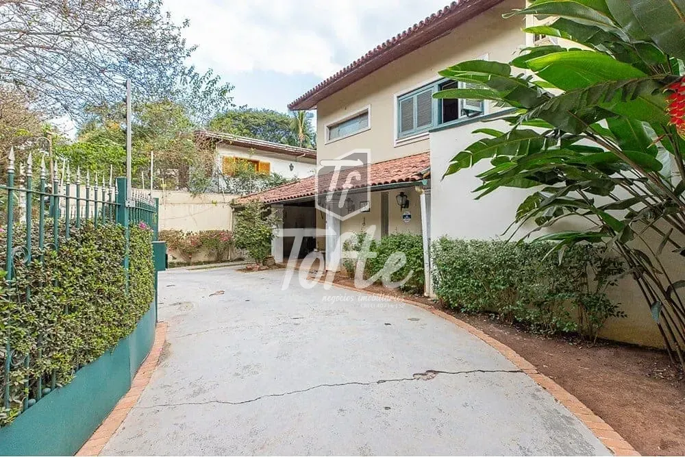 Casa, 4 quartos, 198 m² - Foto 1