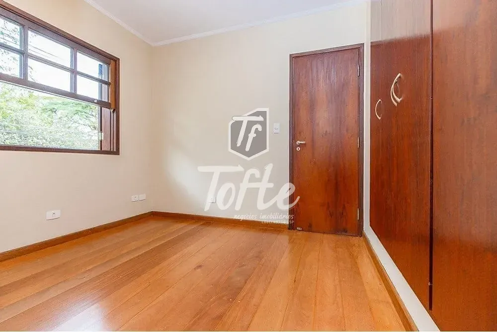 Casa, 3 quartos, 220 m² - Foto 2