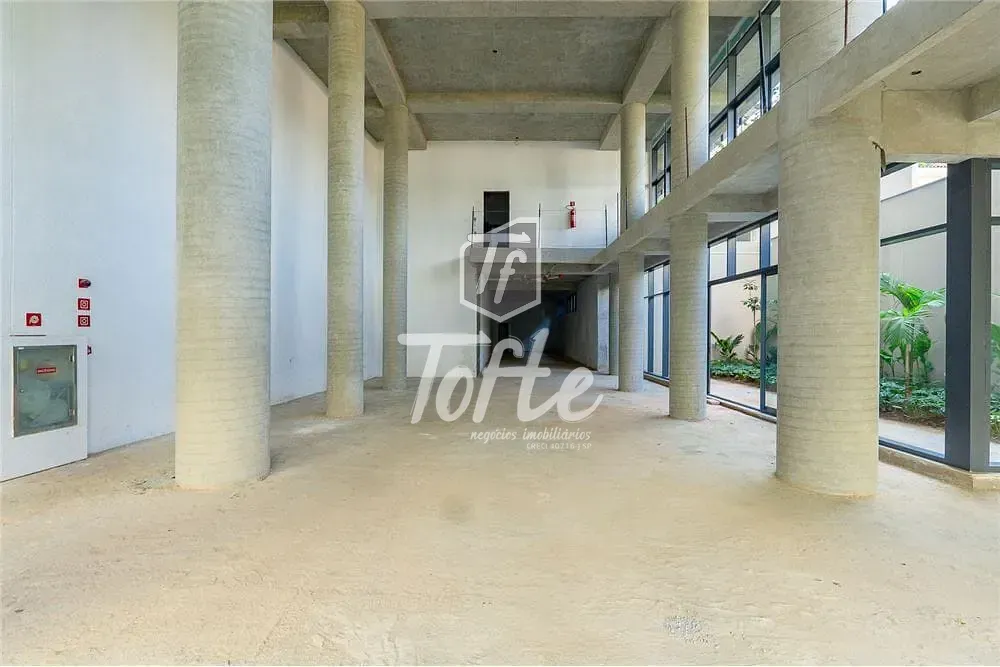Loja-Salão, 897 m² - Foto 1