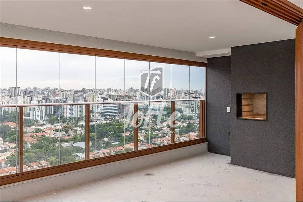 Apartamento, 3 quartos, 145 m² - Foto 1