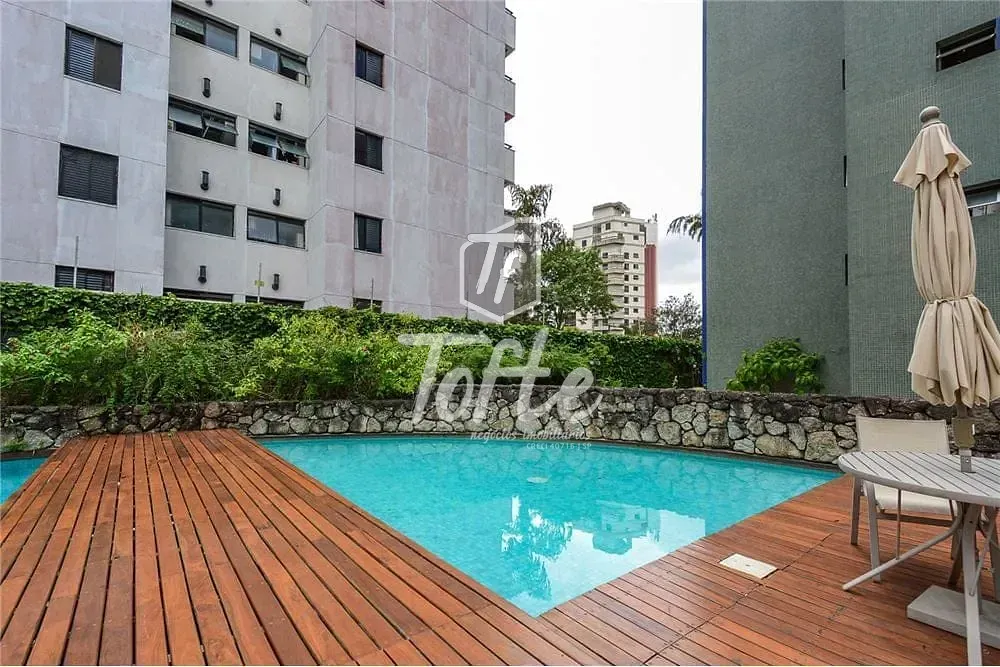 Apartamento, 3 quartos, 134 m² - Foto 2