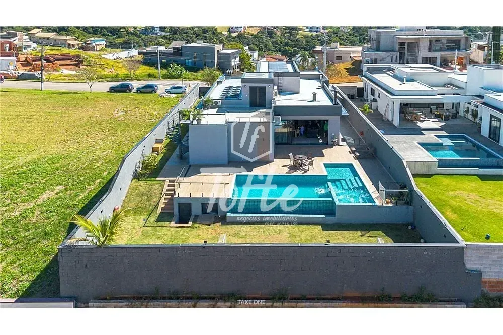 Casa, 4 quartos, 352 m² - Foto 2
