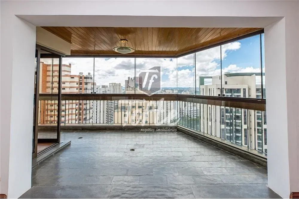 Apartamento, 4 quartos, 296 m² - Foto 1