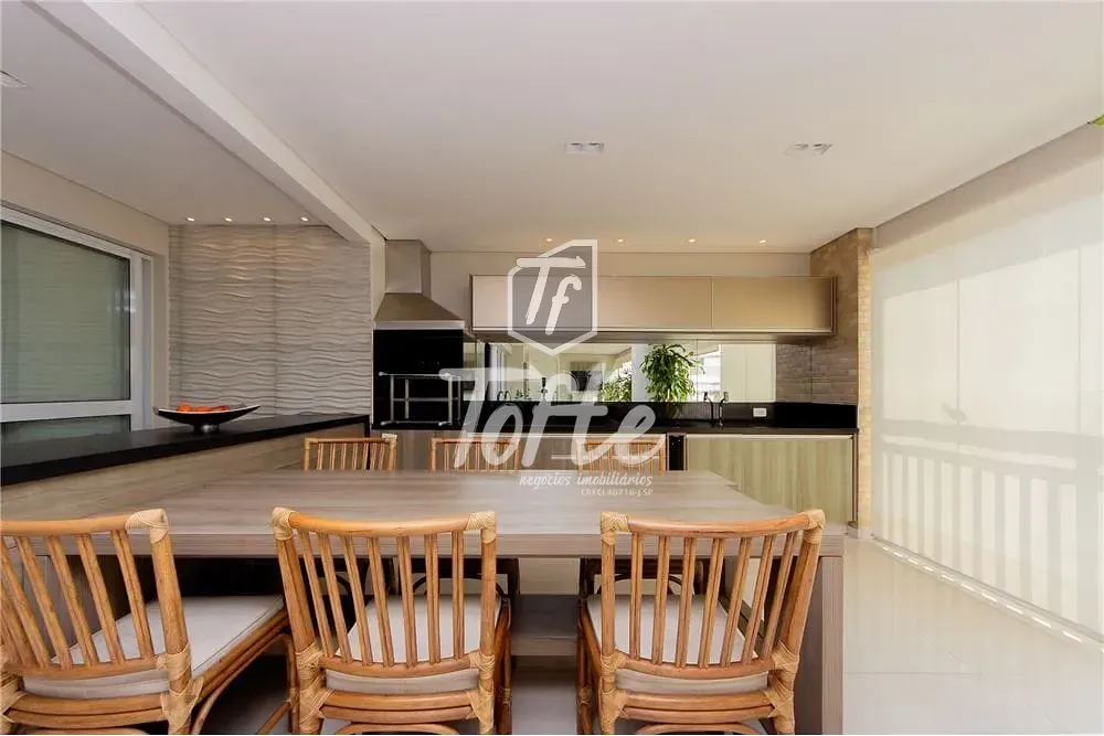 Apartamento, 4 quartos, 242 m² - Foto 1