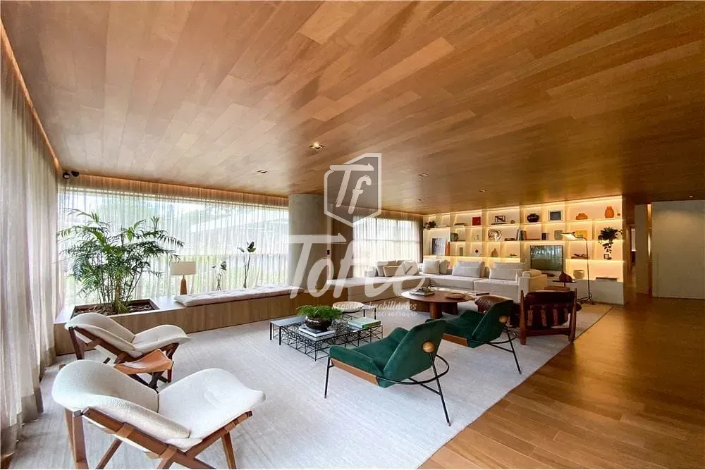 Apartamento, 3 quartos, 334 m² - Foto 1