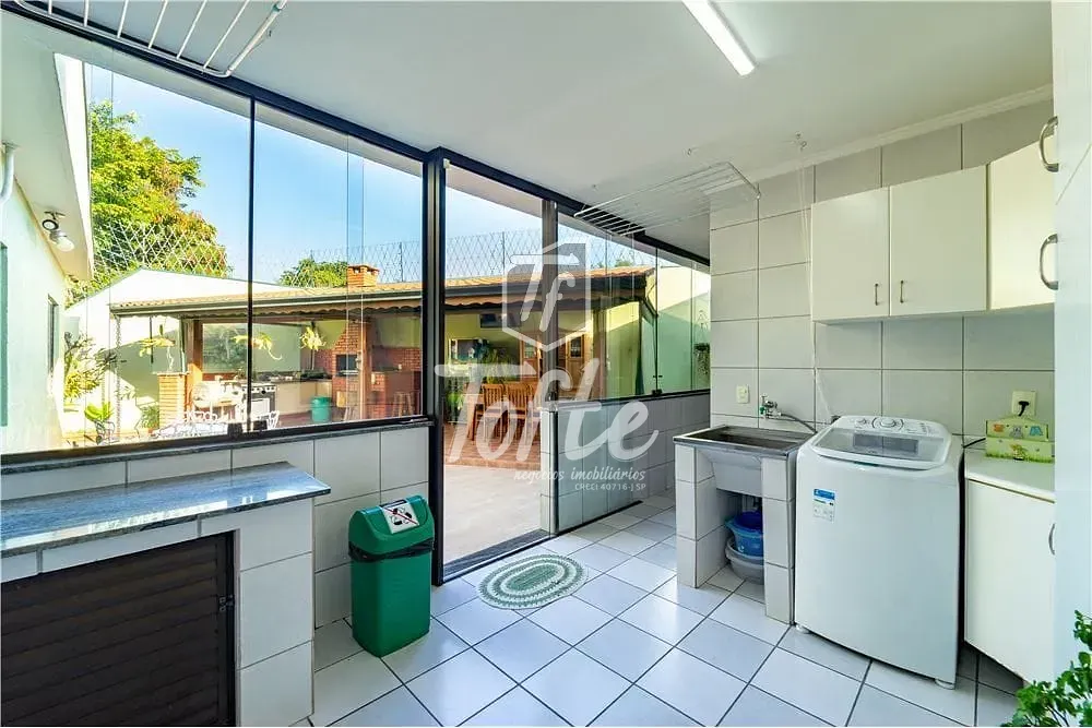 Casa, 3 quartos, 245 m² - Foto 4
