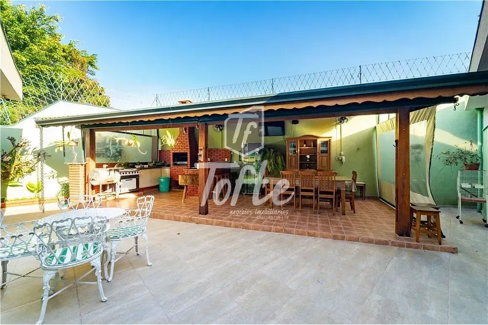 Casa, 3 quartos, 245 m² - Foto 1