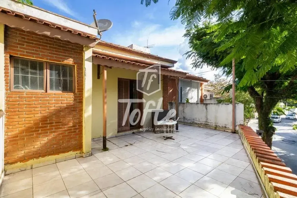 Casa, 3 quartos, 232 m² - Foto 2