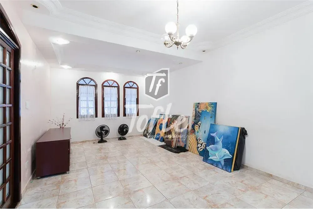 Casa, 3 quartos, 200 m² - Foto 1