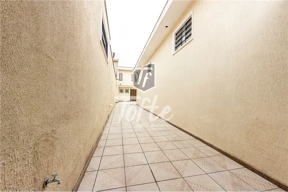 Casa, 1 quarto, 260 m² - Foto 2