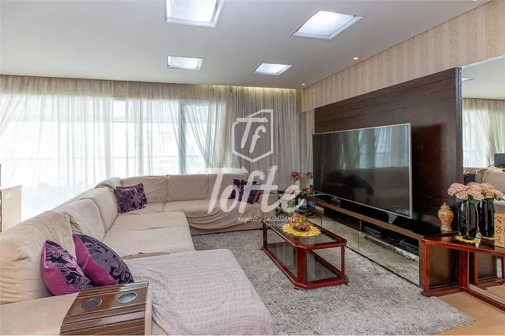 Apartamento, 3 quartos, 192 m² - Foto 1