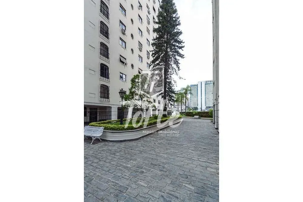 Apartamento, 3 quartos, 192 m² - Foto 2