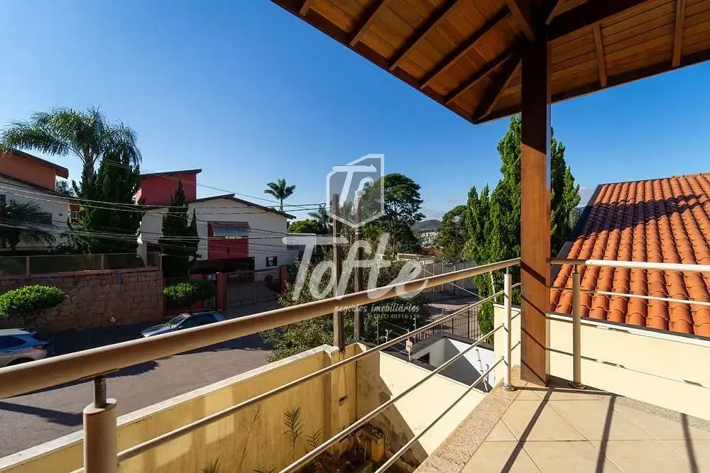 Casa, 3 quartos, 247 m² - Foto 2