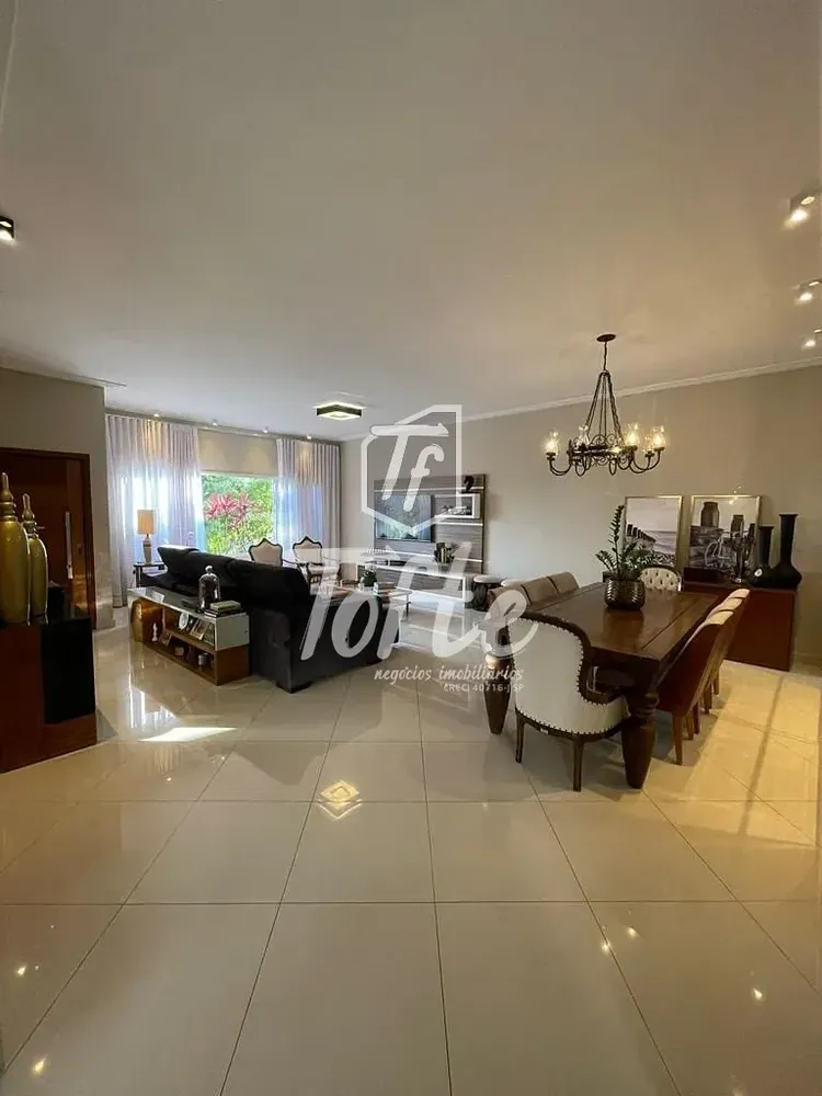 Casa, 3 quartos, 190 m² - Foto 2