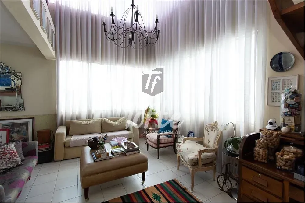 Cobertura, 3 quartos, 195 m² - Foto 1