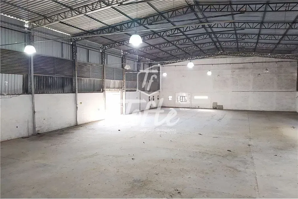 Depósito-Galpão, 1025 m² - Foto 1