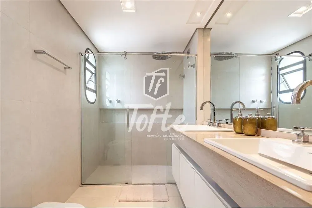 Apartamento, 3 quartos, 210 m² - Foto 2