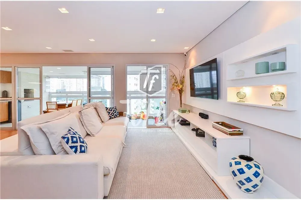 Apartamento, 3 quartos, 155 m² - Foto 1
