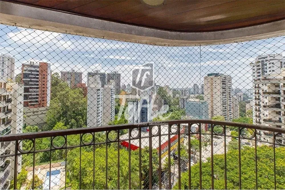 Apartamento, 3 quartos, 175 m² - Foto 1
