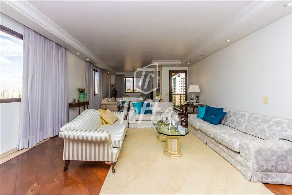 Apartamento, 4 quartos, 218 m² - Foto 1