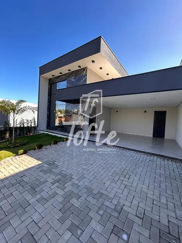 Casa, 3 quartos, 193 m² - Foto 1