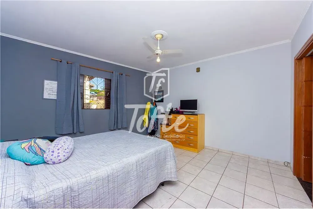 Casa, 4 quartos, 262 m² - Foto 3