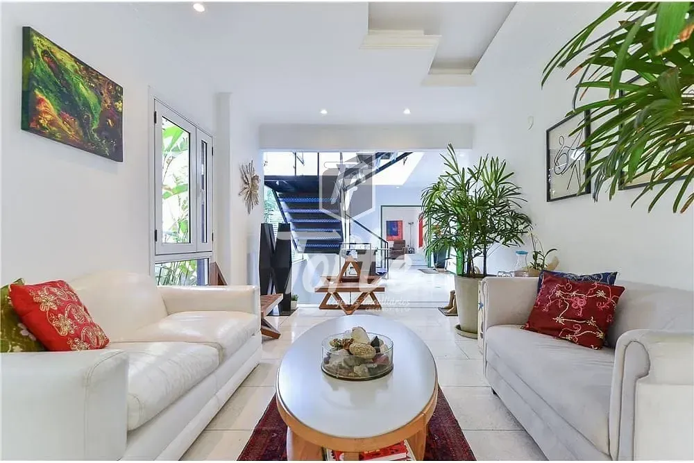 Casa, 5 quartos, 337 m² - Foto 1