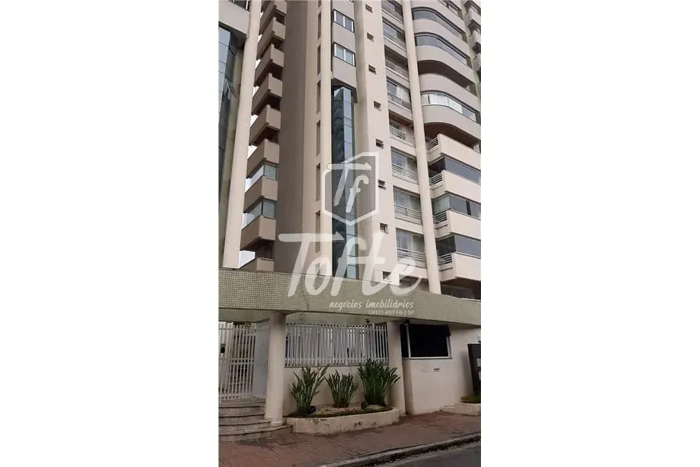 Apartamento, 4 quartos, 207 m² - Foto 1