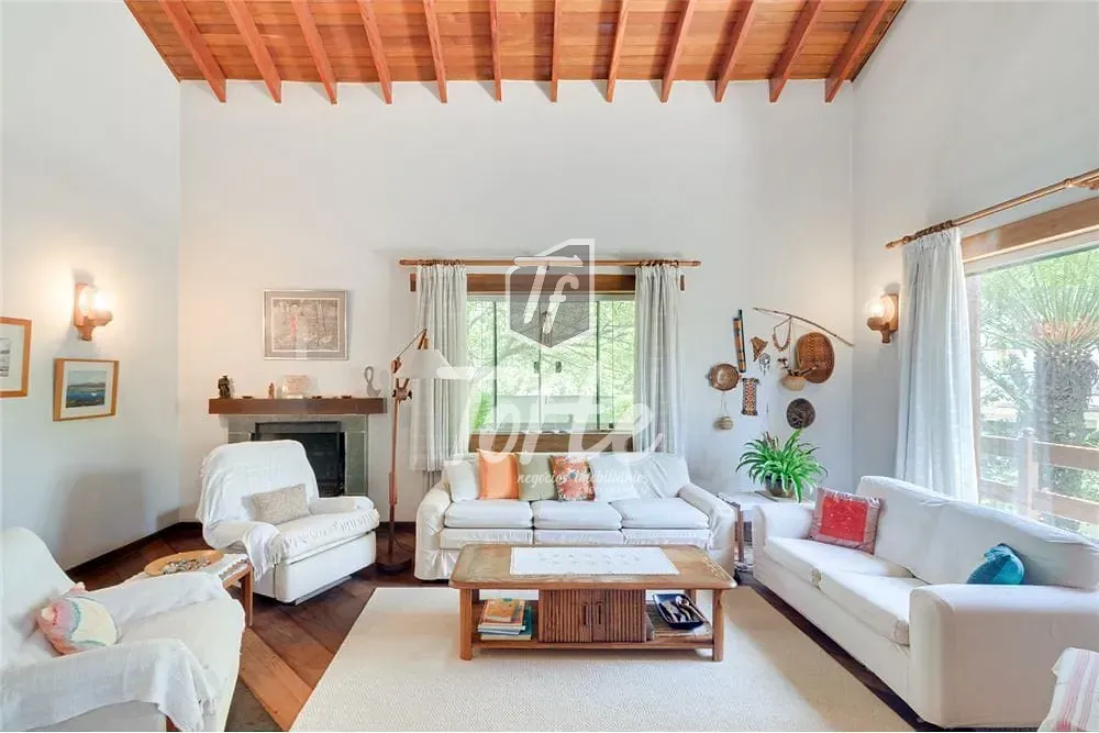 Casa, 4 quartos, 392 m² - Foto 1