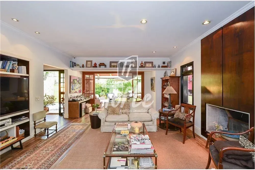 Casa, 3 quartos, 300 m² - Foto 1