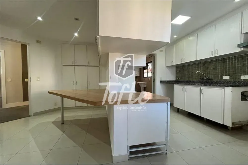 Apartamento, 3 quartos, 139 m² - Foto 4