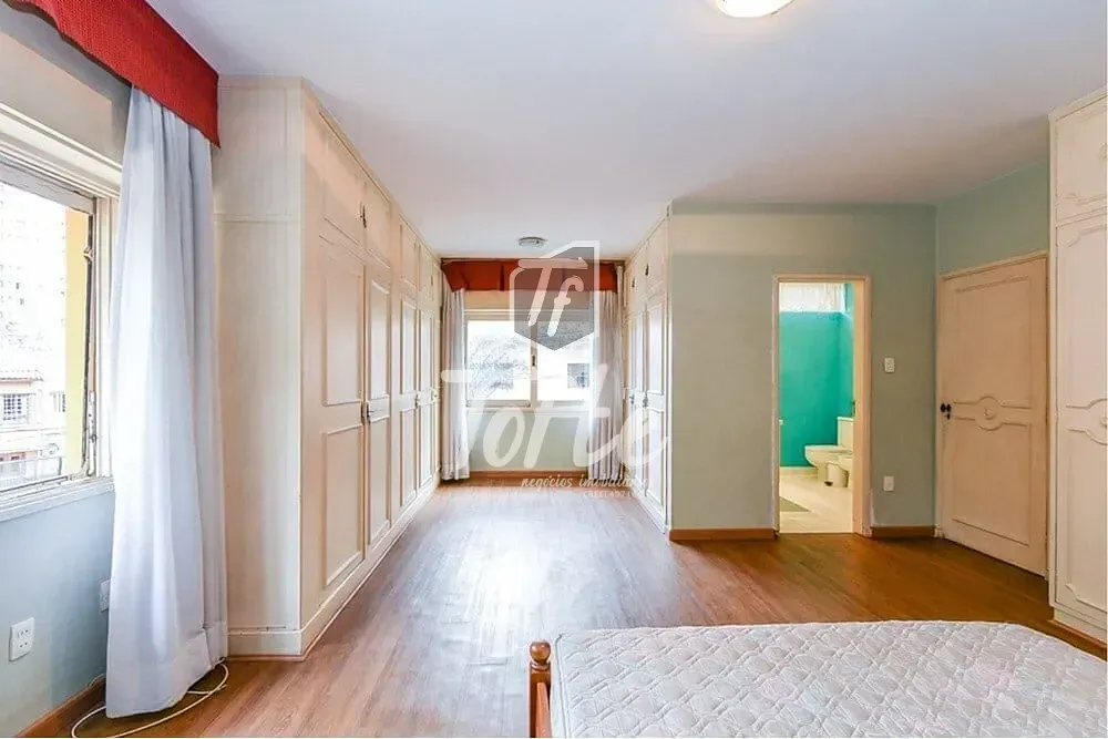 Casa, 4 quartos, 290 m² - Foto 2
