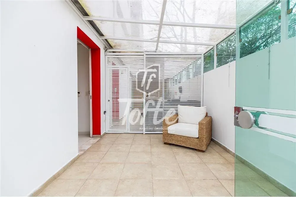 Casa, 9 quartos, 304 m² - Foto 1