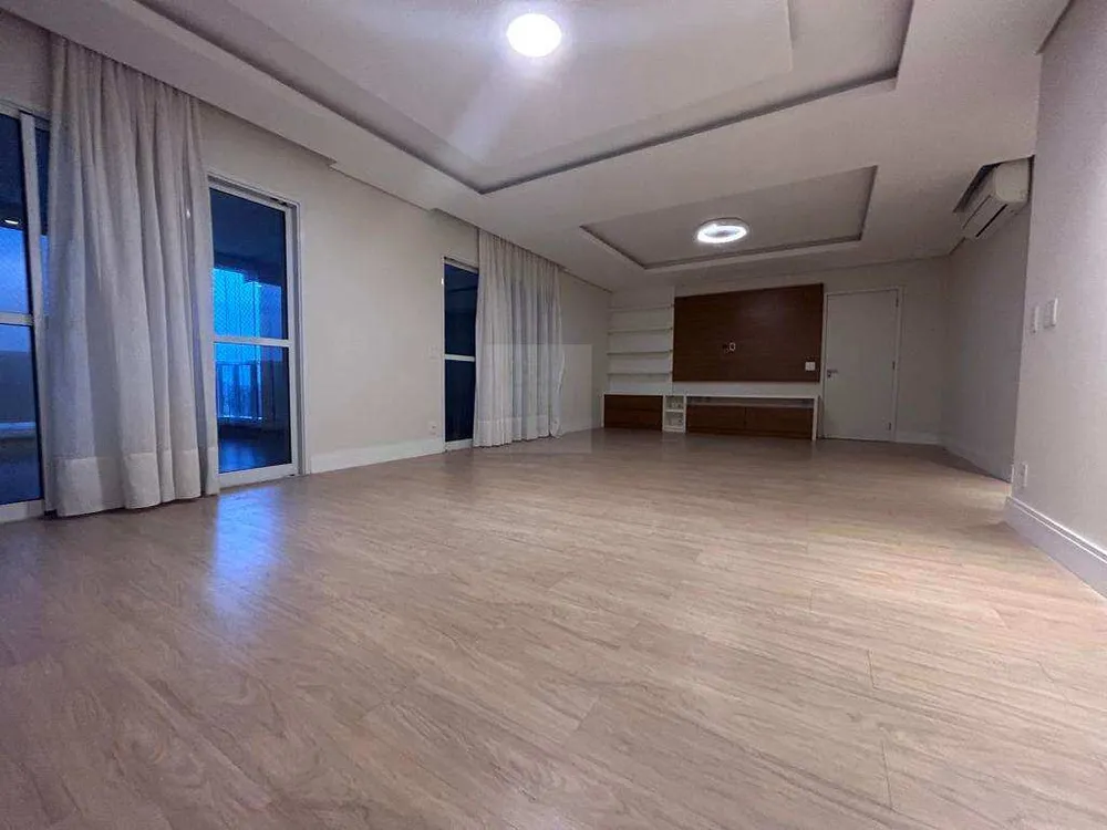 Apartamento, 4 quartos, 227 m² - Foto 1